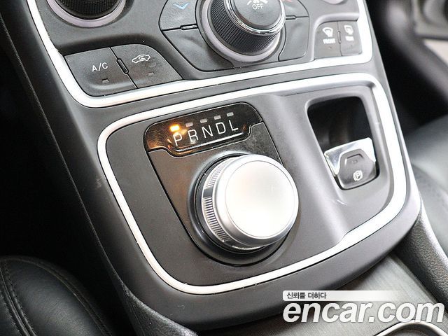 Chrysler 200 (II) 2.4 Limited 2015 — фото 9