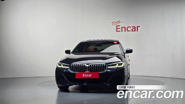 BMW 5 Series (G30) 520i M Sport 2022 — фото 3