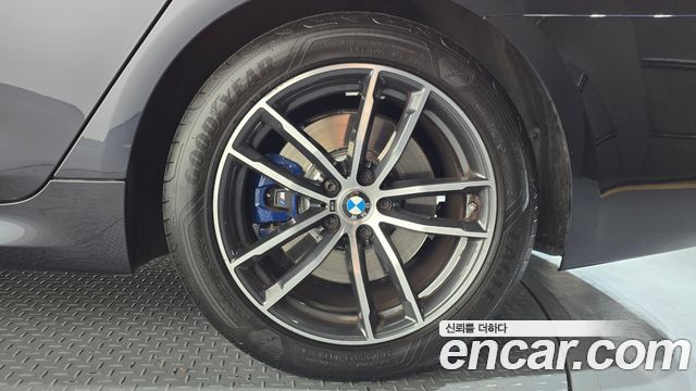 BMW 5 Series (G30) 520i M Sport 2022 — фото 21