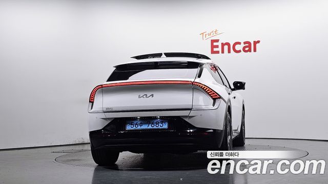 Kia EV6 Long Range 4WD Earth 2022 — фото 4