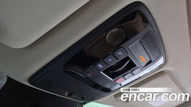 Kia Carnival (IV) Gasoline 7-Seater Signature 2023 — фото 14