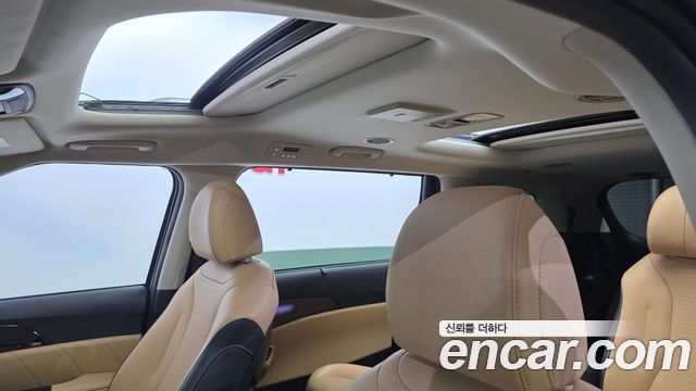 Kia Carnival (IV) Gasoline 7-Seater Signature 2023 — фото 15