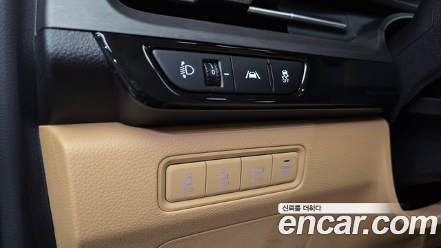 Kia Carnival (IV) Gasoline 7-Seater Signature 2023 — фото 18