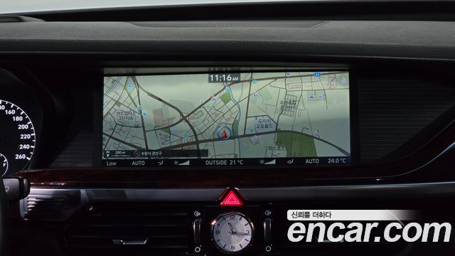 Genesis EQ900 3.3 T-GDI AWD Prestige 2016 — фото 12