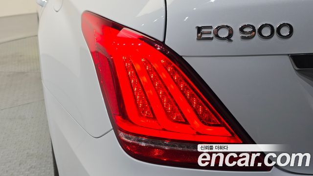 Genesis EQ900 3.3 T-GDI AWD Prestige 2016 — фото 23