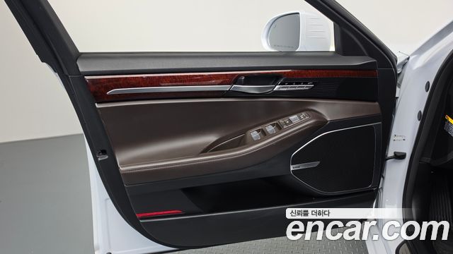 Genesis EQ900 3.3 T-GDI AWD Prestige 2016 — фото 24