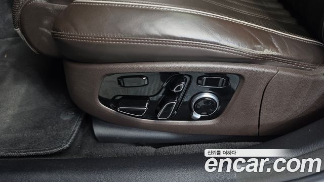Genesis EQ900 3.3 T-GDI AWD Prestige 2016 — фото 31