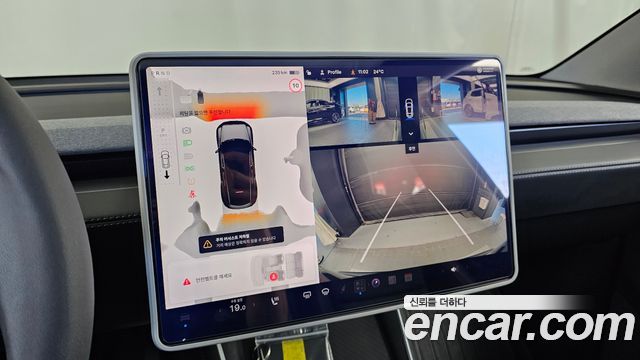 Tesla Model Y RWD 2025 — фото 15