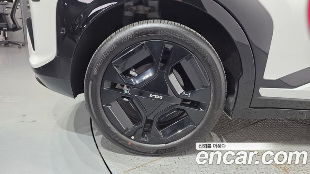 Kia EV3 Long Range 2WD GT Line 2027 — фото 5