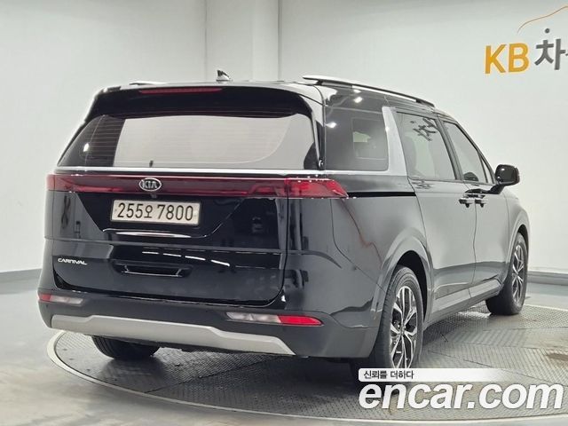 Kia Carnival (IV) Diesel 9-Seater Prestige 2021 — фото 3