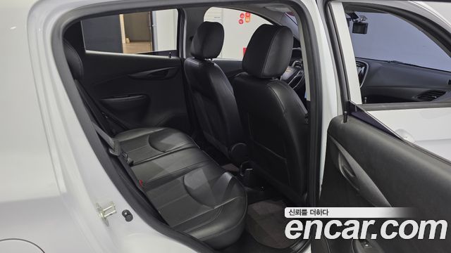 Chevrolet Next Spark LT Plus 2017 — фото 11