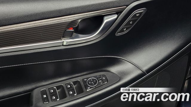 Hyundai Grandeur (IG) 2.4 Premium Special 2018 — фото 20