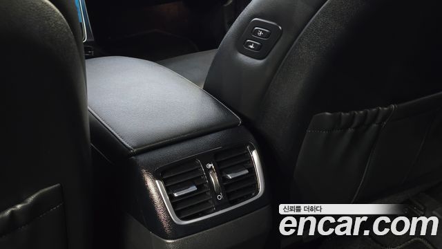 Hyundai Grandeur (IG) 2.4 Premium Special 2018 — фото 28