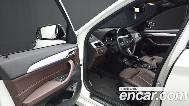 BMW X1 (F48) xDrive 20i M Sport 2022 — фото 10