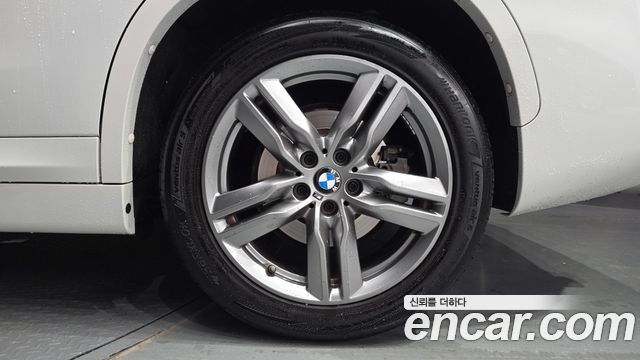 BMW X1 (F48) xDrive 20i M Sport 2022 — фото 21
