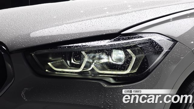 BMW X1 (F48) xDrive 20i M Sport 2022 — фото 22