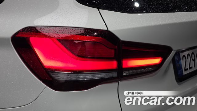 BMW X1 (F48) xDrive 20i M Sport 2022 — фото 23