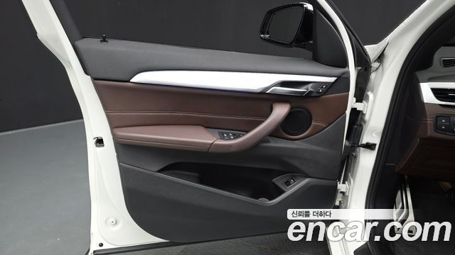 BMW X1 (F48) xDrive 20i M Sport 2022 — фото 24