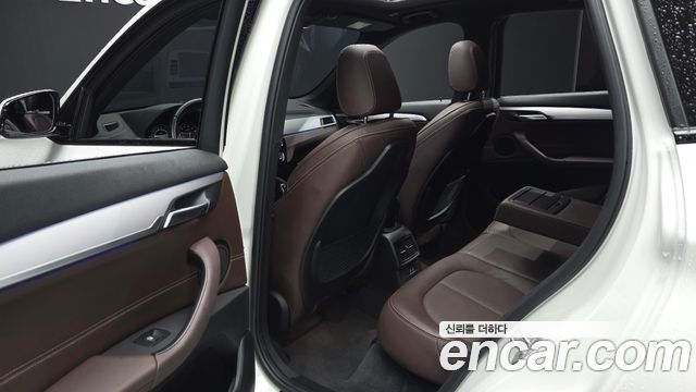 BMW X1 (F48) xDrive 20i M Sport 2022 — фото 26