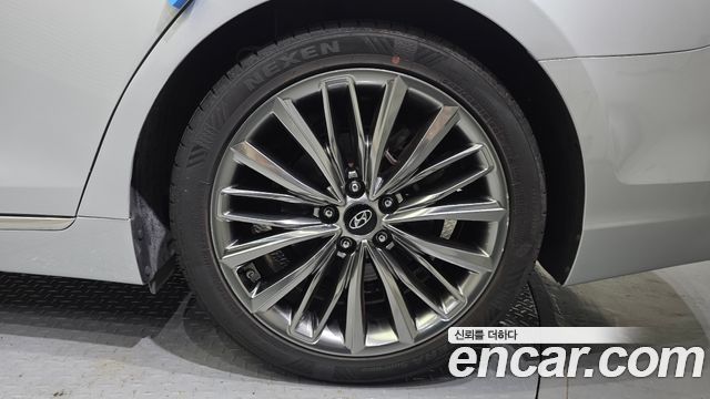 Hyundai Grandeur (IG) 3.0 Exclusive Special 2019 — фото 21