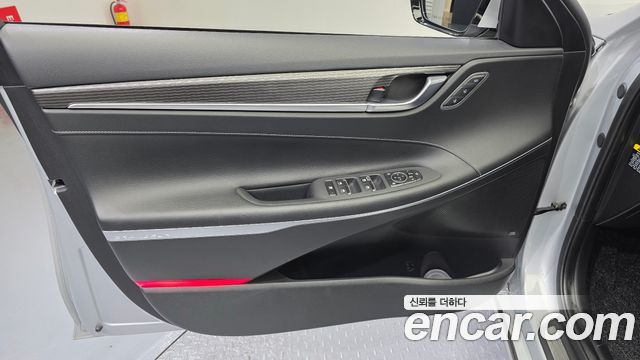 Hyundai Grandeur (IG) 3.0 Exclusive Special 2019 — фото 24