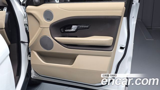 Land Rover Range Rover Evoque 2.0 Si4 HSE 2016 — фото 25