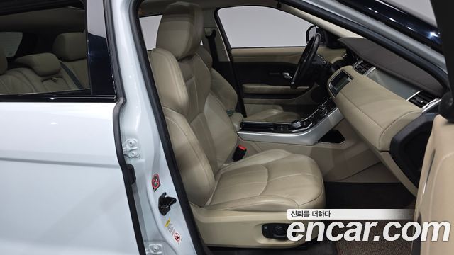 Land Rover Range Rover Evoque 2.0 Si4 HSE 2016 — фото 26