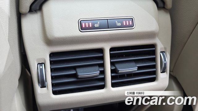 Land Rover Range Rover Evoque 2.0 Si4 HSE 2016 — фото 32