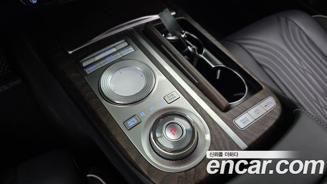 Genesis G80 (RG3) Gasoline 2.5 Turbo AWD 2022 — фото 9