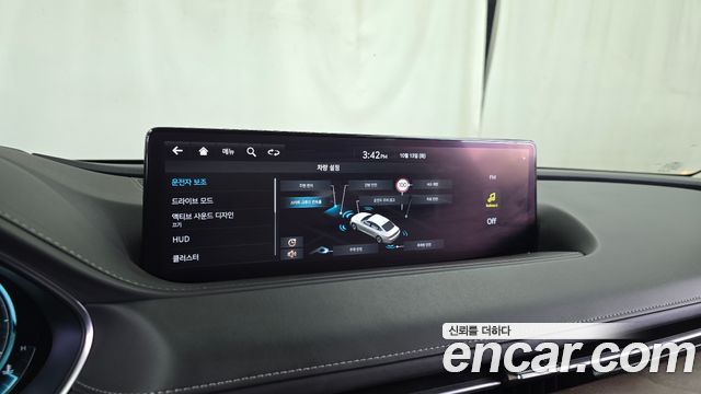 Genesis G80 (RG3) Gasoline 2.5 Turbo AWD 2022 — фото 33