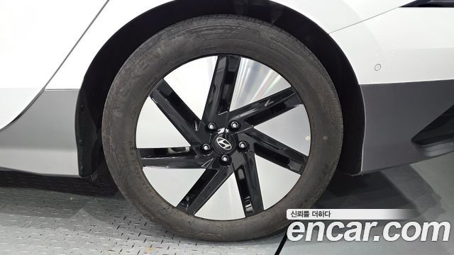 Hyundai Ioniq 6 Long Range Prestige 2025 — фото 21