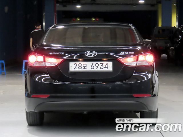 Hyundai Avante (MD) M16 GDI Premier 2012 — фото 3