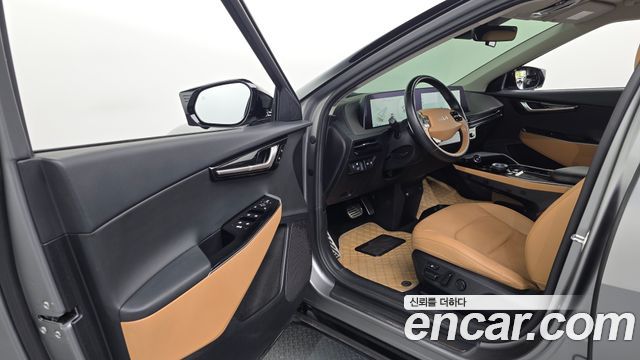 Kia EV6 Long Range Earth 2023 — фото 10