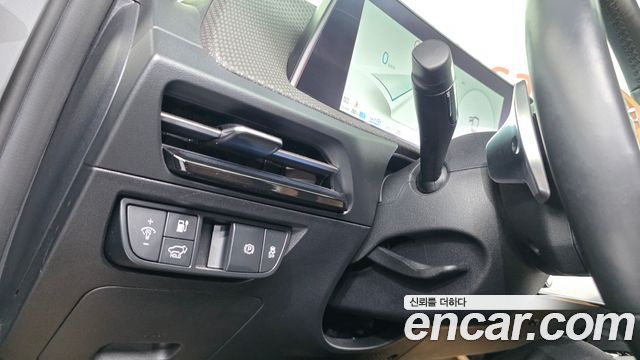Kia EV6 Long Range Earth 2023 — фото 19