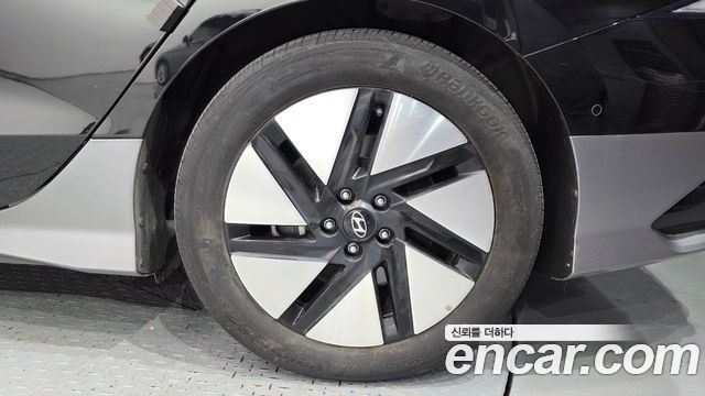 Hyundai Ioniq 6 Long Range Prestige 2025 — фото 21