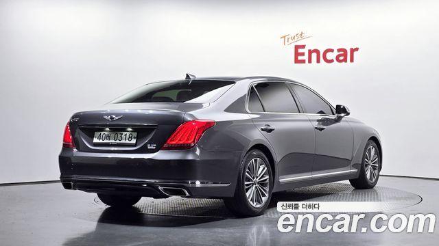 Genesis EQ900 3.3 T-GDI AWD Premiun Luxury 2016 — фото 2