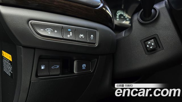 Genesis EQ900 3.3 T-GDI AWD Premiun Luxury 2016 — фото 14