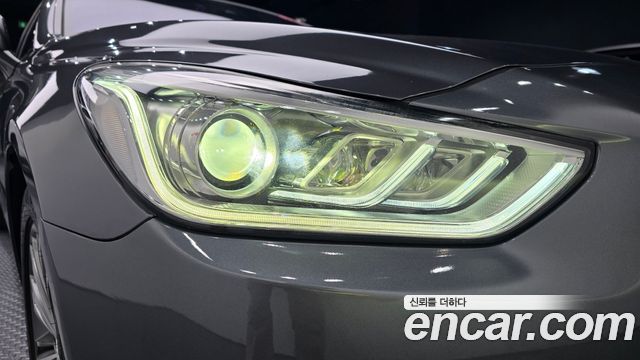 Genesis EQ900 3.3 T-GDI AWD Premiun Luxury 2016 — фото 22