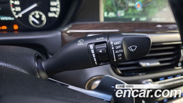 Genesis EQ900 3.3 T-GDI AWD Premiun Luxury 2016 — фото 30