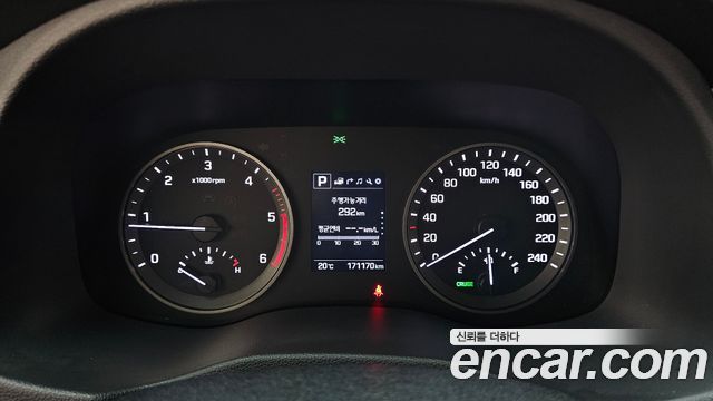 Hyundai Tucson Diesel 2.0 2WD Modern 2017 — фото 8