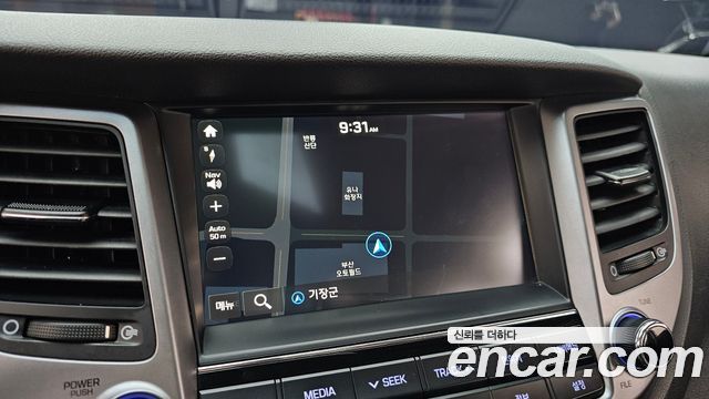 Hyundai Tucson Diesel 2.0 2WD Modern 2017 — фото 14