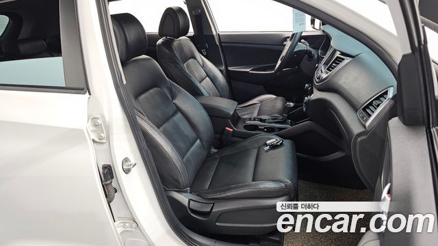 Hyundai Tucson Diesel 2.0 2WD Modern 2017 — фото 26