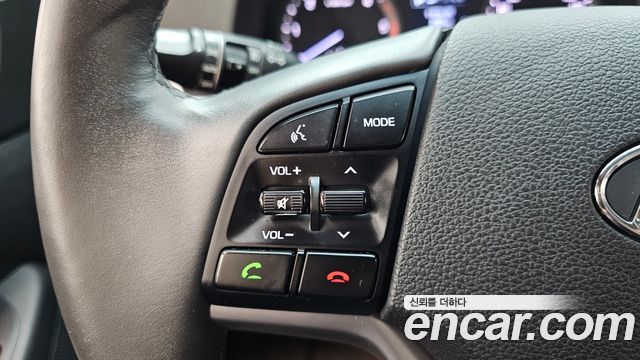 Hyundai Tucson Diesel 2.0 2WD Modern 2017 — фото 27