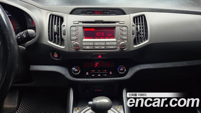 Kia Sportage R Diesel 4WD TLX High-Deluxe 2013 — фото 14