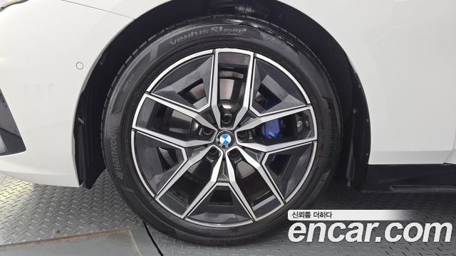 BMW 5 Series (G60) 520i M Sport 2025 — фото 5