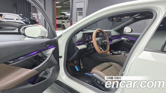 BMW 5 Series (G60) 520i M Sport 2025 — фото 10