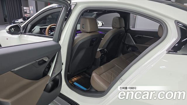 BMW 5 Series (G60) 520i M Sport 2025 — фото 26