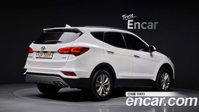 Hyundai Santa Fe The Prime Diesel 2.0 2WD Value Plus 2018 — фото 2