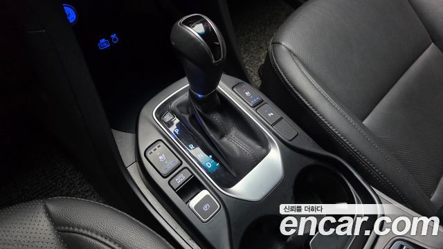Hyundai Santa Fe The Prime Diesel 2.0 2WD Value Plus 2018 — фото 9