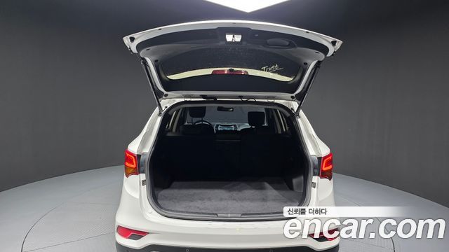 Hyundai Santa Fe The Prime Diesel 2.0 2WD Value Plus 2018 — фото 20